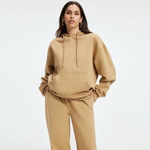 NWOT Good American Sueded fleece boyfriend hoodie in Caramel size Medium